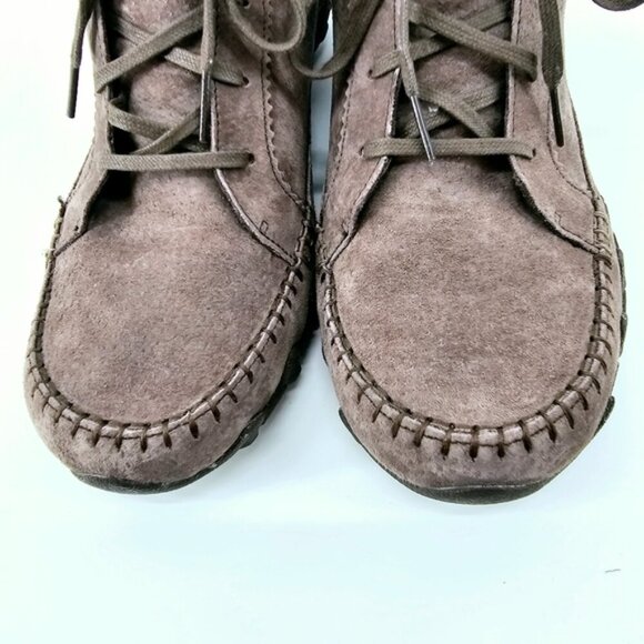 Skechers Women 10 Relaxed Fit Memory Foam Brown Lace-up  Ankle Booties - Picture 6 of 9